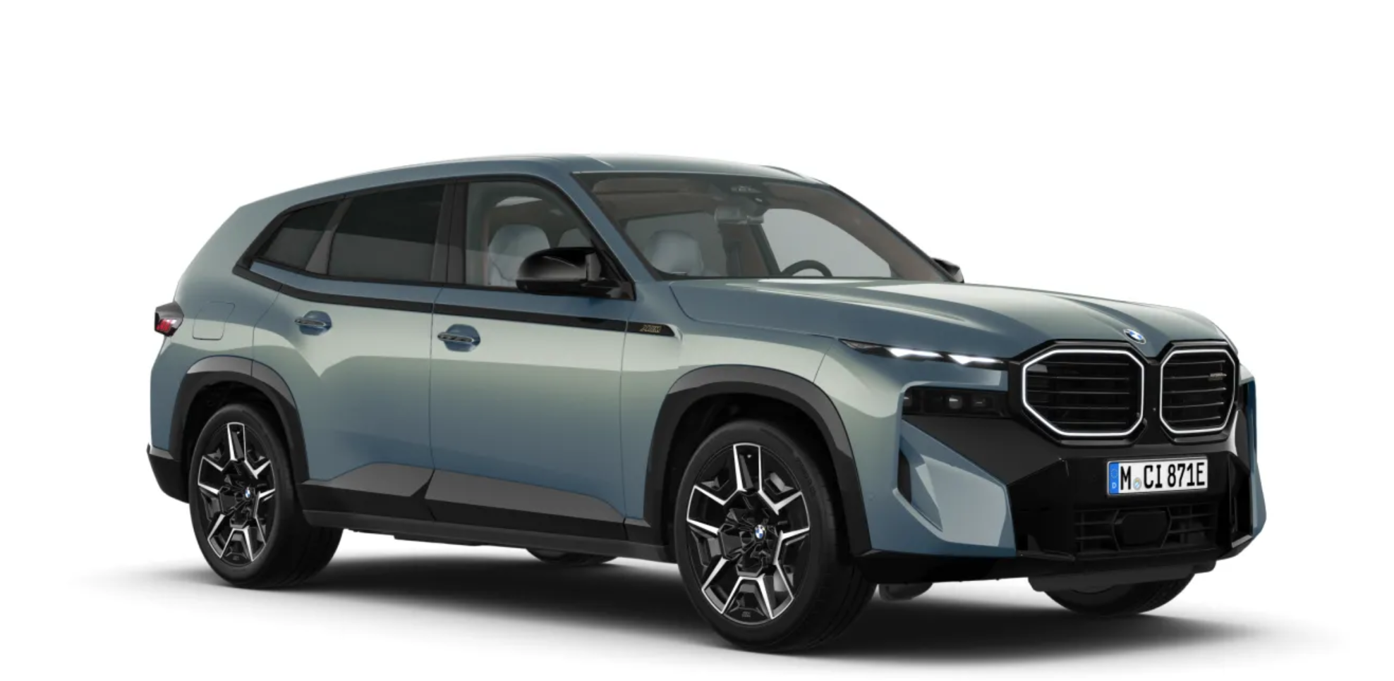 BMW XM | nové super sportovní hybrid SUV | novinka 2023 | V8 twin turbo + elektromotor | nadčasový design | luxusní interiér | super sportovní jízdní vlastnosti | objednávky prvních aut online | AUTOiBUY.com